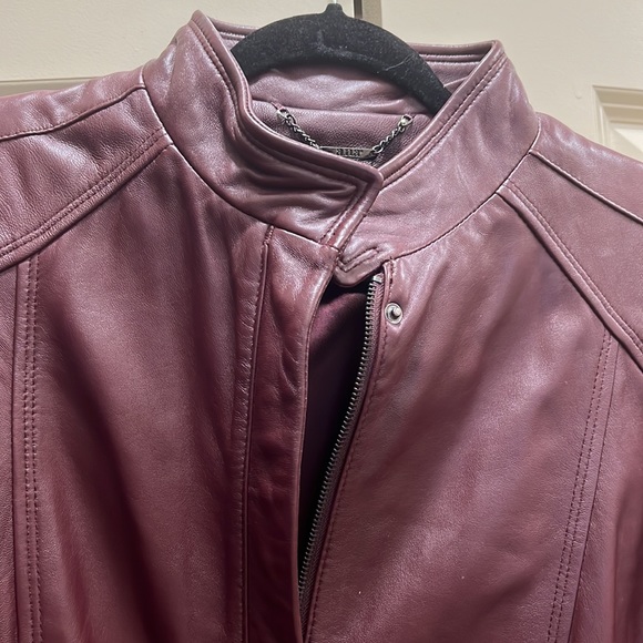 Burgundy Leather Jacket Size Large - Picture 3 of 10